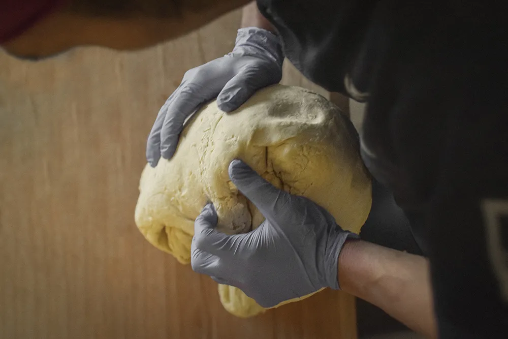 ラーメンを作ってる画像